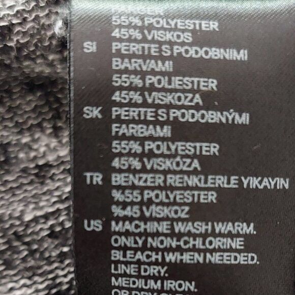 (3/$15) Divided H&M Gray Scoopneck Sweater Top - Picture 5 of 5